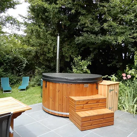 Le Exotique Du Lutin Many & Son Bain Nordique